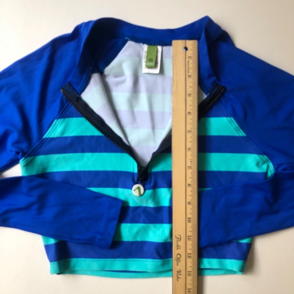 NWOT Next Beachwear Surf Cropped Top - Picture 8 of 9